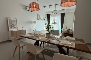 D'Carlton Seaview Residences (Seri Mega)