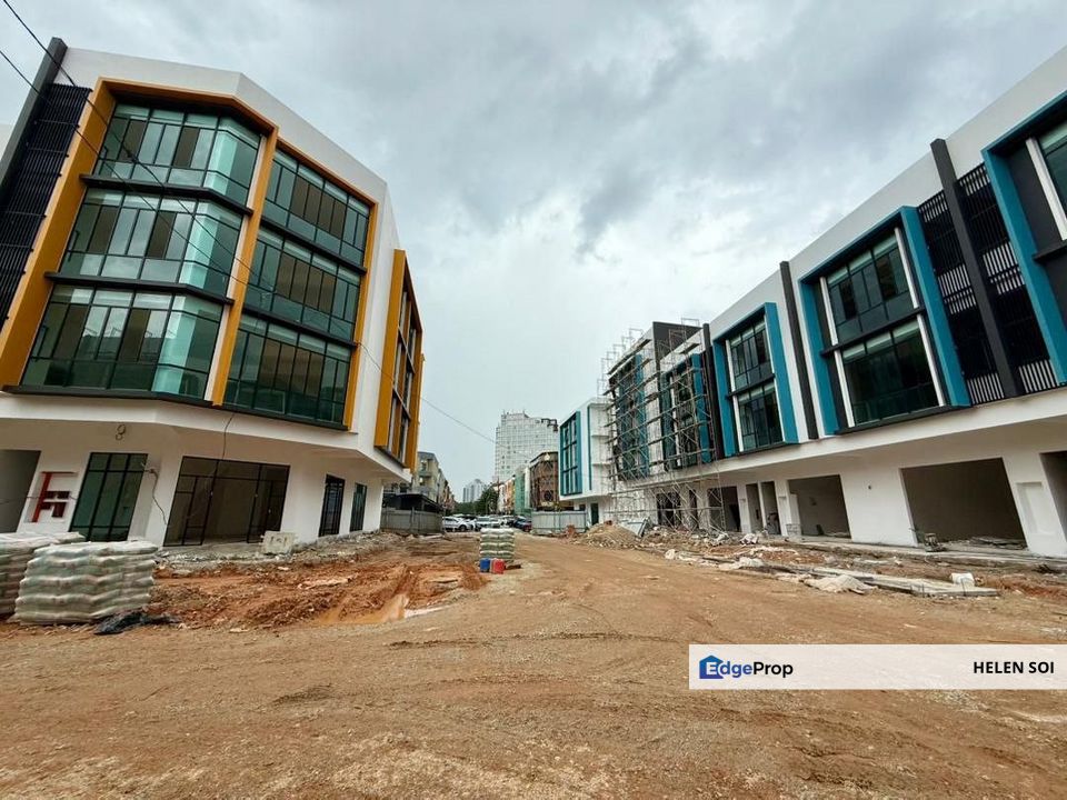Permas Avenue 3 Storey Shop Endlot, Johor, Masai