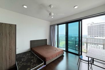 Almas Suites @ Puteri Harbour