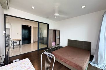 Almas Suites @ Puteri Harbour