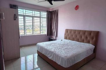 Eastbay Luxury Apartment