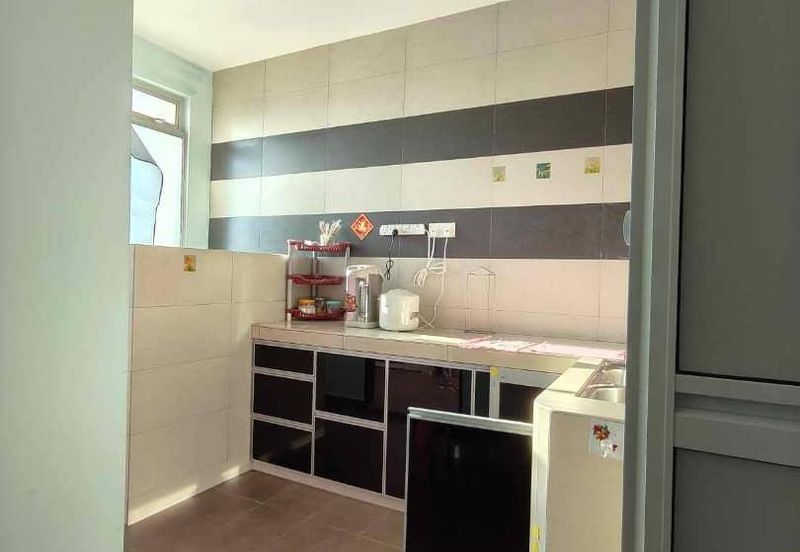 Eastbay Luxury Apartment