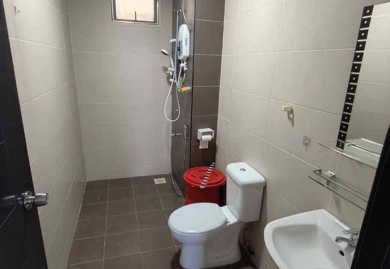 Eastbay Luxury Apartment