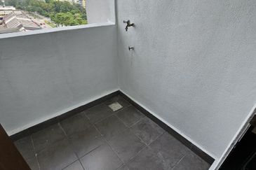 Dedaun Hijau (Greenfield Regency)