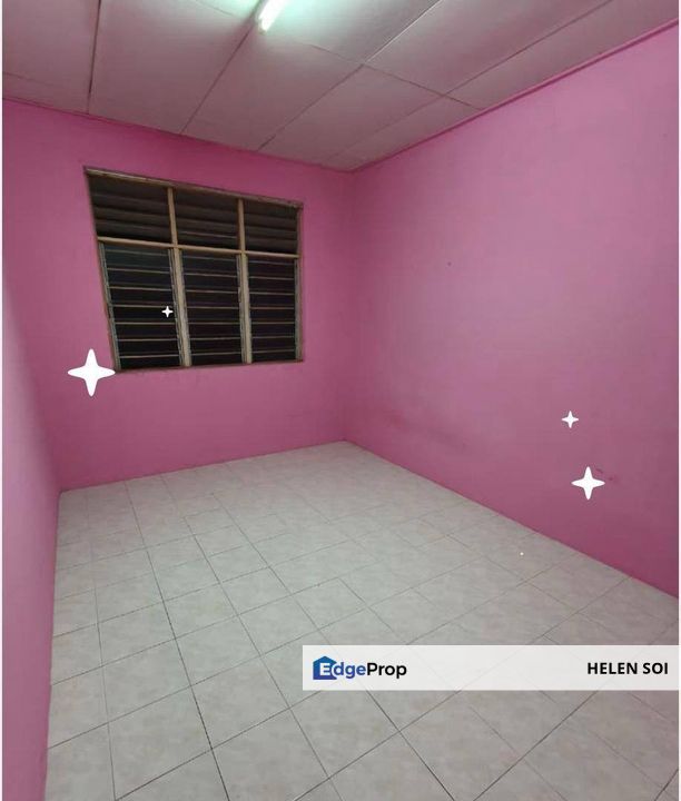 Bandar Putra @ Kulai Double Storey Medium Low Cost House , Johor, Kulai