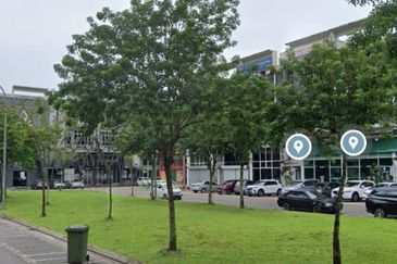 Pusat Perdagangan Danga Utama