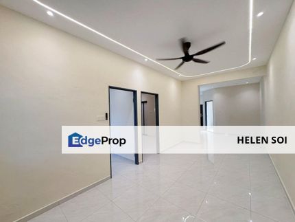 Taman Universiti Single Storey Terrace House., Johor, Skudai