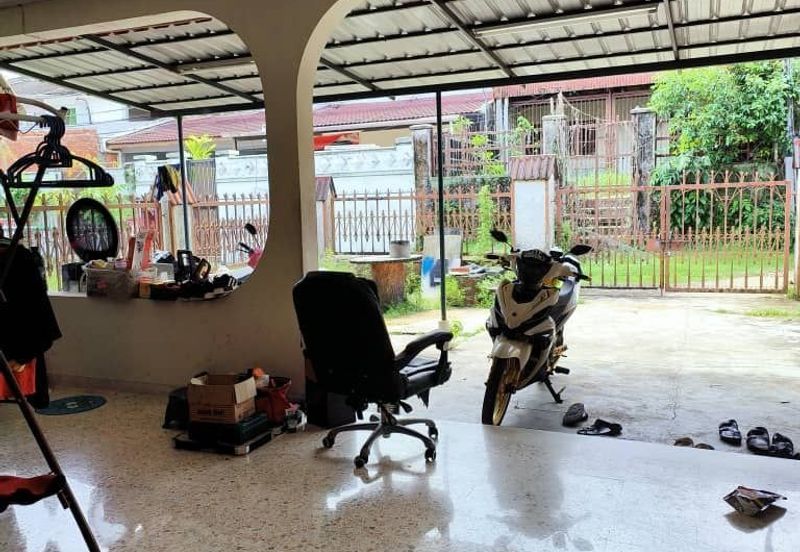 Taman Pelangi, Plentong