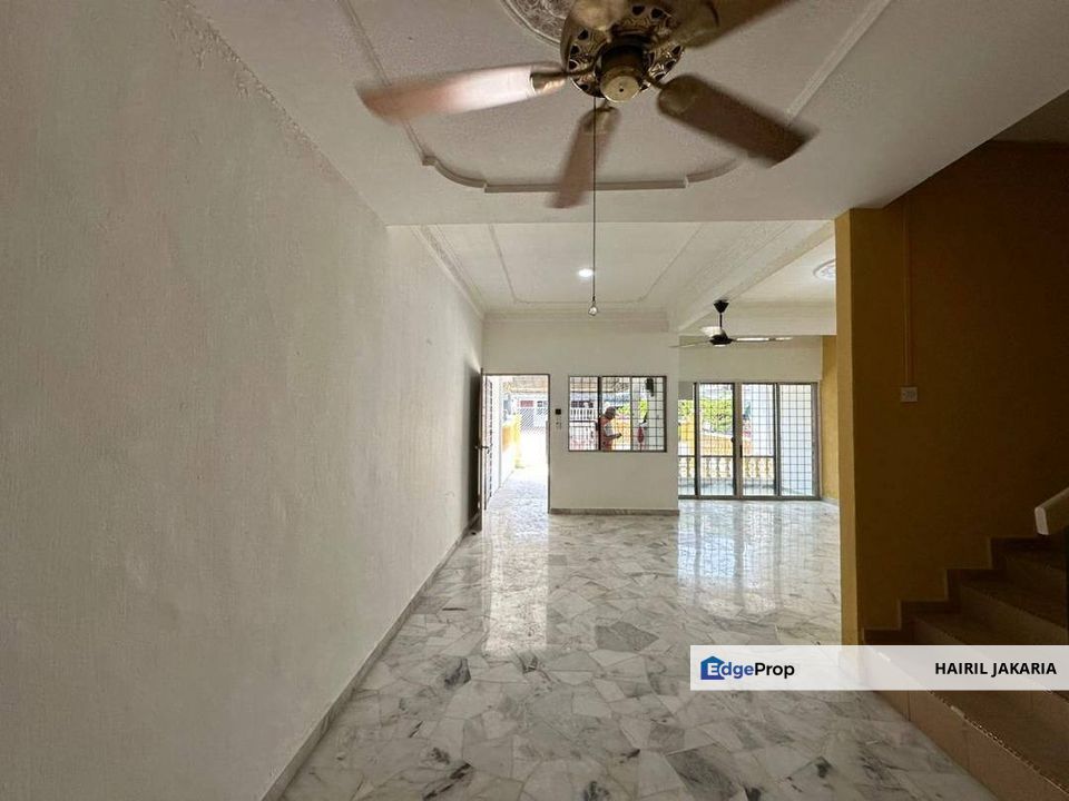 TAMAN KLUANG BARAT DSTH - ZERO DEPOSIT - 52k CASHBACK - FREEHOLD, Johor, Kluang