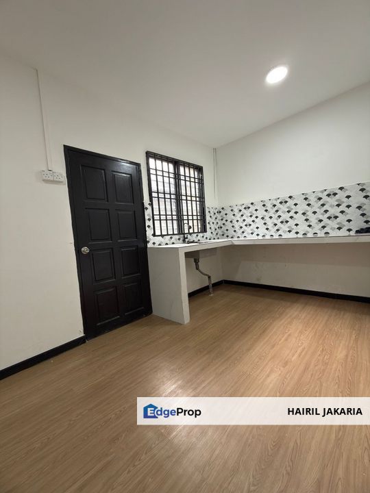 Taman Gembira Double Storey - Zero Deposit - Fully Renovated, Johor, Johor Bahru