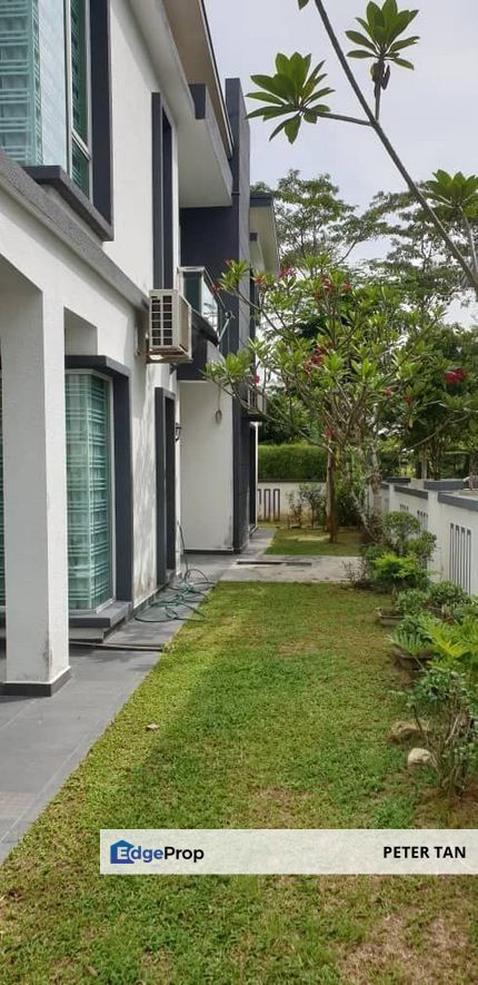 Senibong Villas 2 Storey Semi D Renovated Unit Partial Furnished For Sale, Johor, Masai