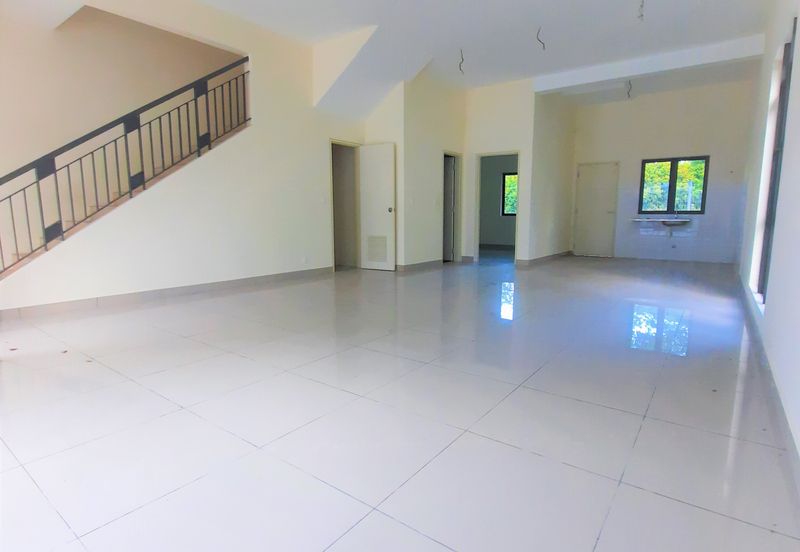 Monet Lily @ Sunsuria City