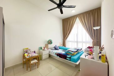 Setia Warisan Tropika (Belladonna)