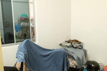 Apartment Taman Topaz