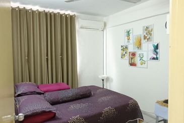 Apartment Taman Topaz