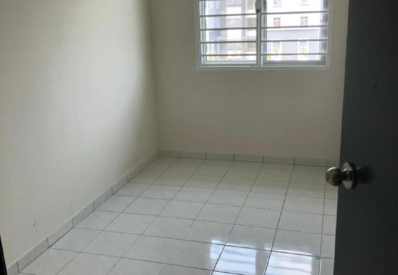 Dahlia Impiana Apartment, Bandar Baru Salak Tinggi