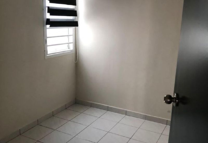 Dahlia Impiana Apartment, Bandar Baru Salak Tinggi