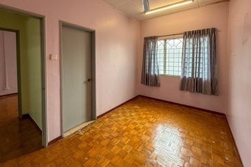 Taman Saujana Puchong