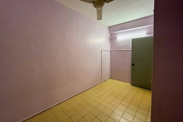 Taman Saujana Puchong