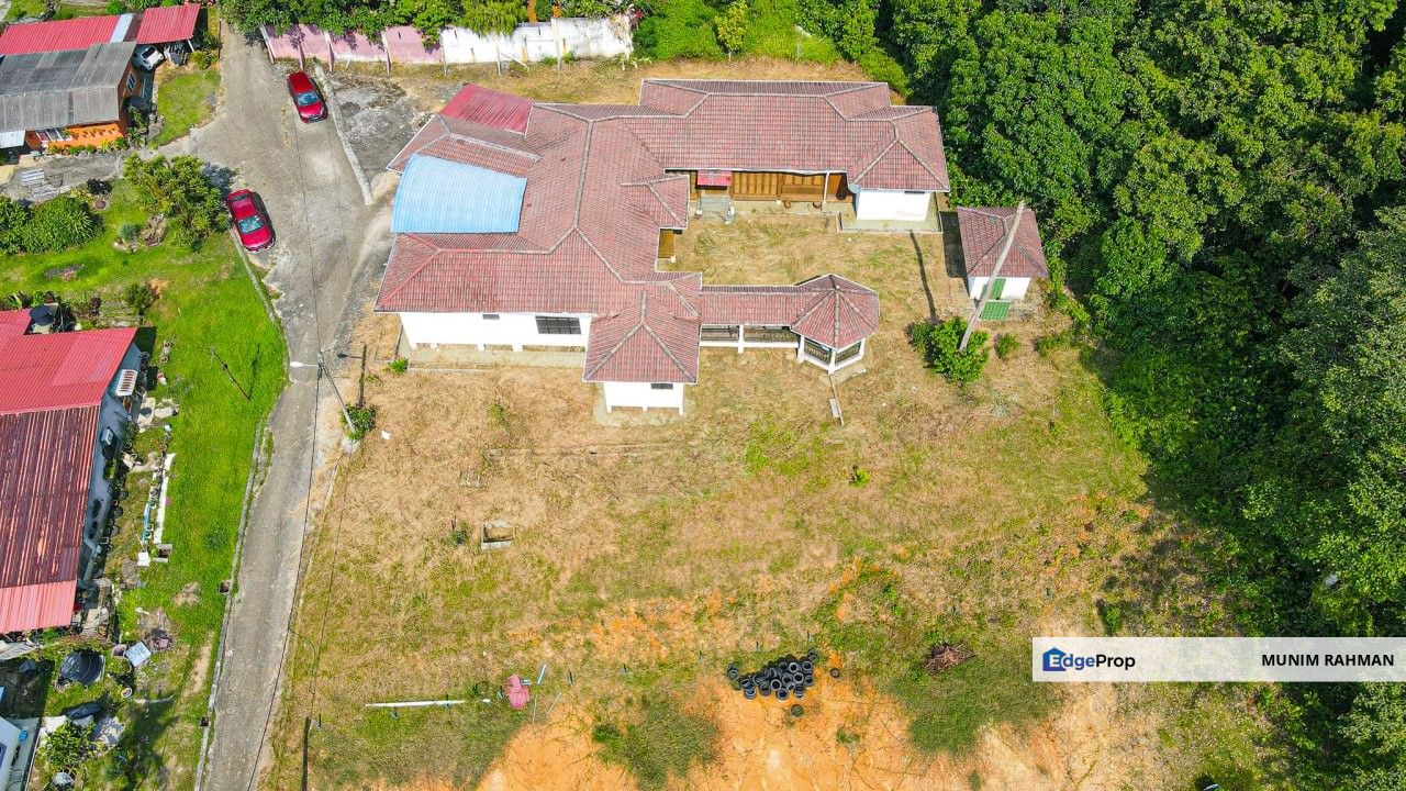 Jenderan Hilir Dengkil Single Storey Bungalow For Sale, Selangor, Dengkil