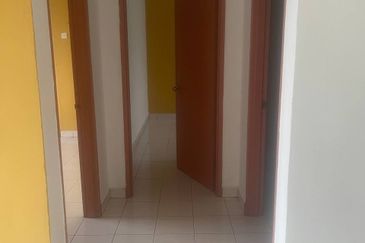 Kelompok Rajawali Apartment