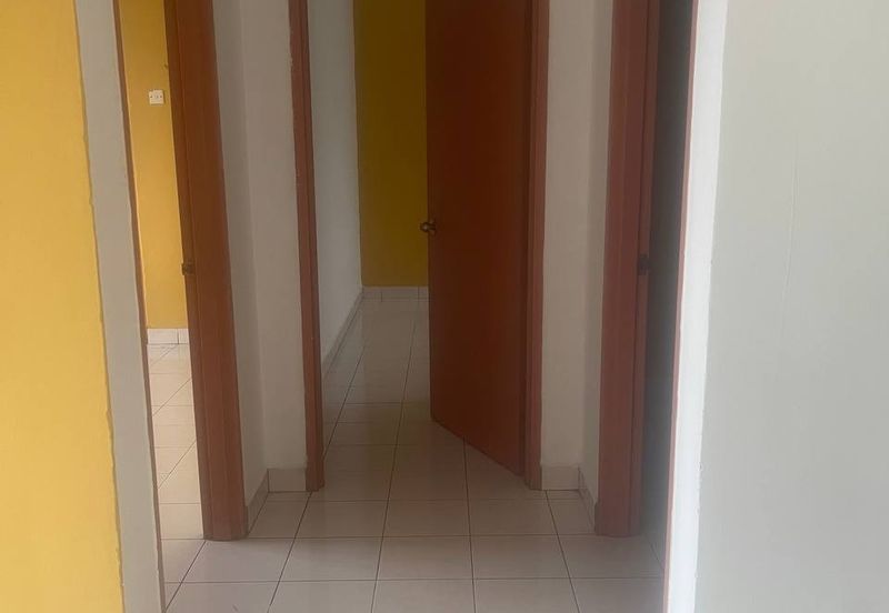 Kelompok Rajawali Apartment