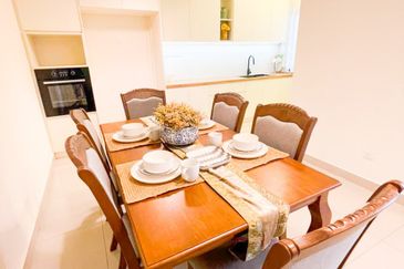 Crescent Park Townvilla