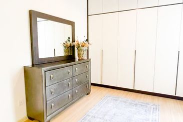 Crescent Park Townvilla