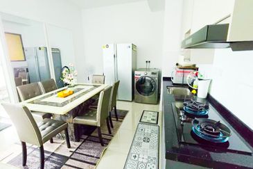 Apex Tower & Vertex Tower @ CyberSquare