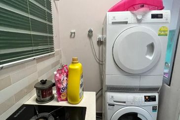 Savanna Executive Suites @ Southville City