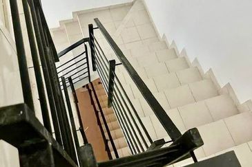 Bangi Avenue 3, Seksyen 7