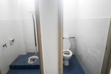 Salak Perdana Business Park