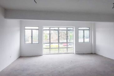 Salak Perdana Business Park