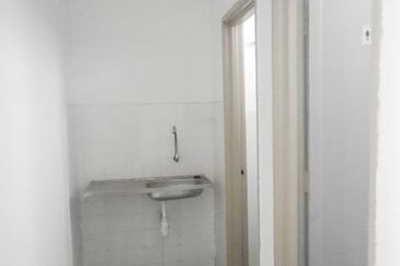 Salak Perdana Business Park