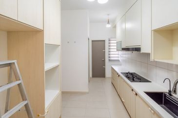 Setia Warisan Tropika (Belladonna)