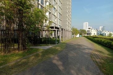 LakeFront Residence Cyberjaya