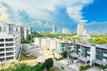 Cristal Serin Residence