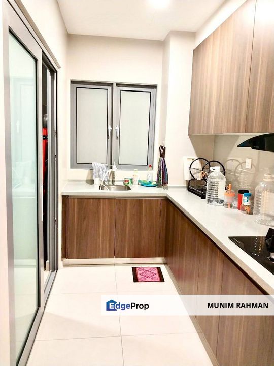 Lakefront Residence Cyberjaya Condominium For Sale, Selangor, Cyberjaya