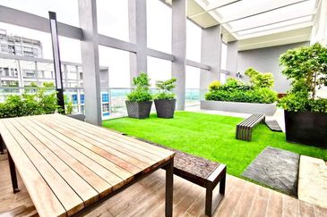 LakeFront Residence Cyberjaya