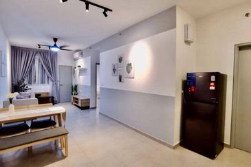 Tangerine Suites @ Sunsuria City