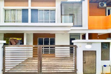 Double Storey Terrace @ Taman Ruby, Dengkil