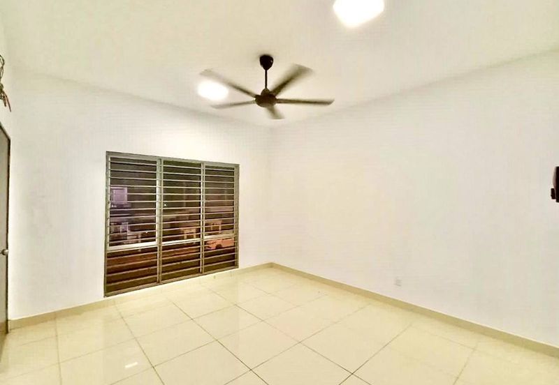 Double Storey Terrace @ Taman Ruby, Dengkil