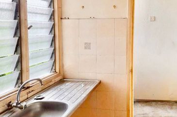 Sri Cempaka Apartment @ Puchong, Selangor