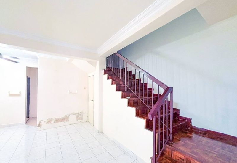 Double Storey Terrace House @ Bandar Seri Putra