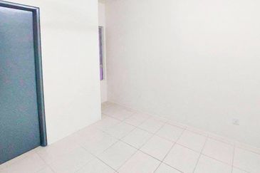 Double Storey Terrace House