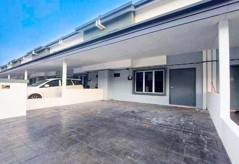 Double Storey Terrace House