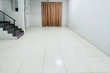 Double Storey Terrace House @ Taman Ruby, Dengkil