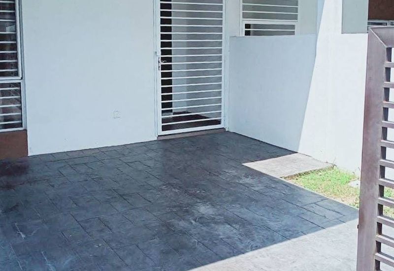Double Storey Terrace House @ Taman Ruby, Dengkil