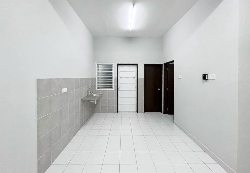 Double Storey Terrace House @ Taman Ruby, Dengkil