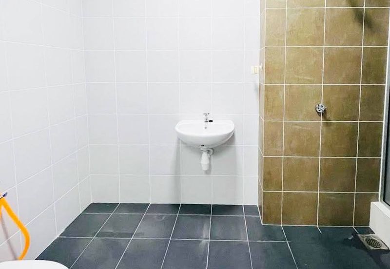 Double Storey Terrace House @ Taman Ruby, Dengkil